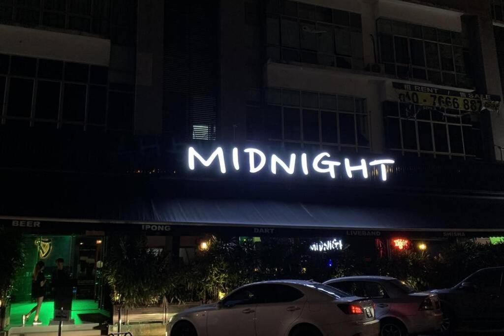 Baojuwu@2 Bedrooms Akademik Suites Austin Height Johor Bahru Dış mekan fotoğraf